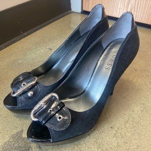 Guess Buckled High Heels Size 8M